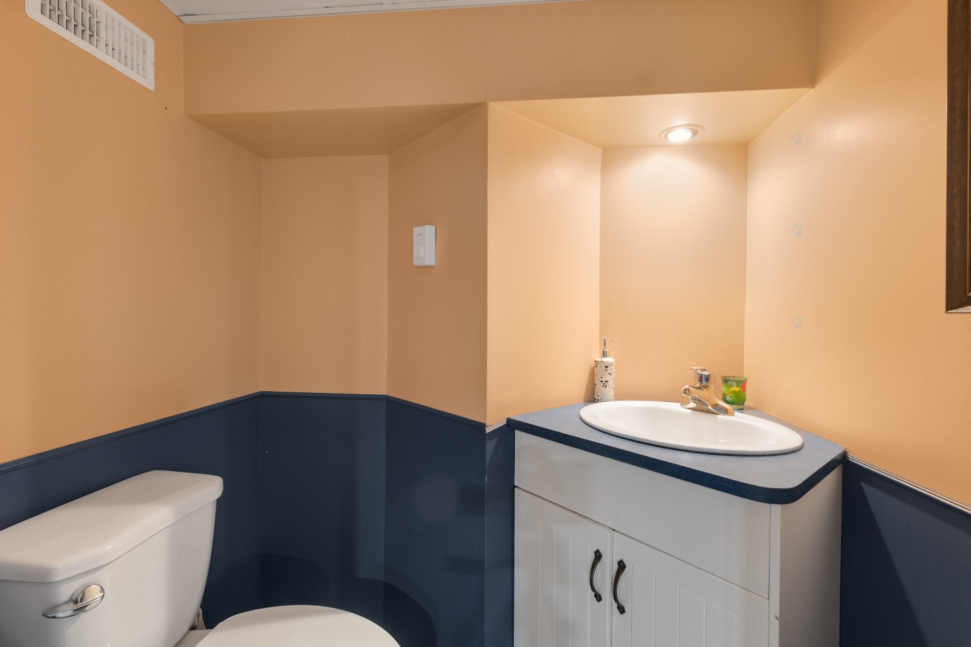 









483


Rue des Pins

,
Compton,




QC
J0B1L0

