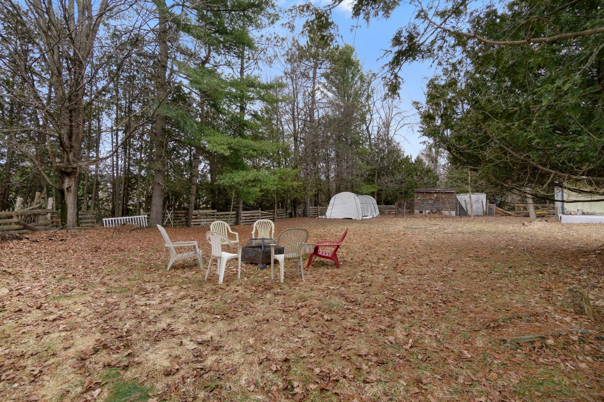 









483


Rue des Pins

,
Compton,




QC
J0B1L0

