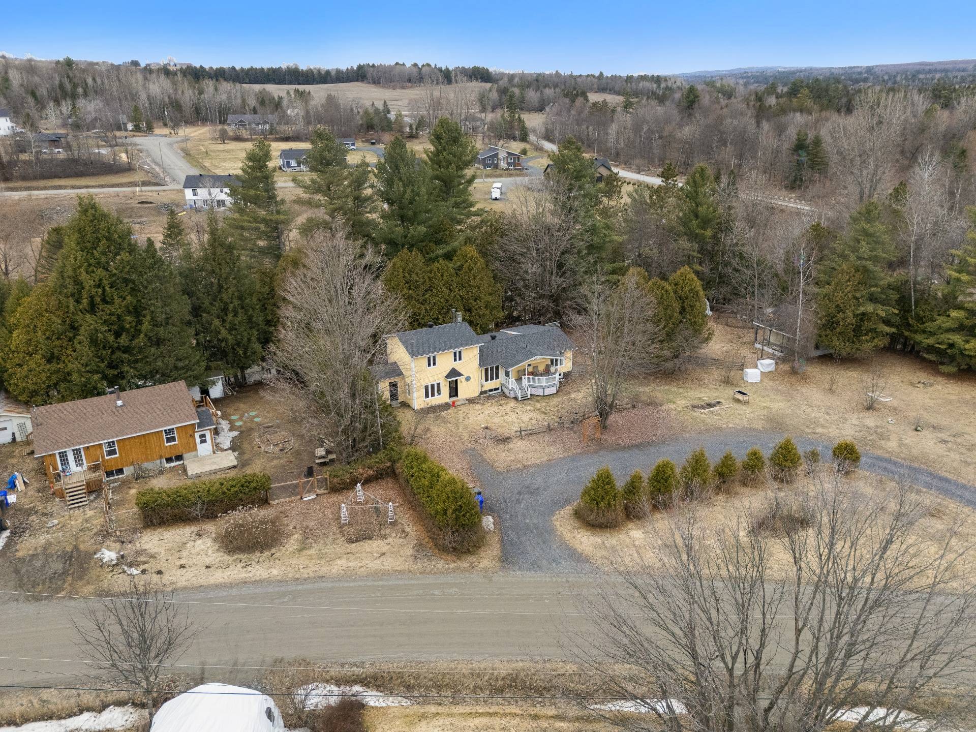 









483


Rue des Pins

,
Compton,




QC
J0B1L0

