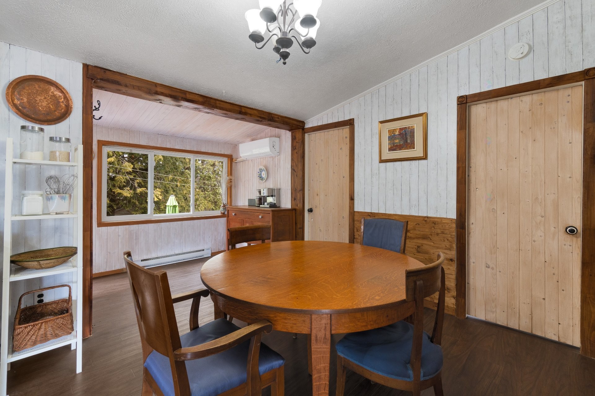 









483


Rue des Pins

,
Compton,




QC
J0B1L0

