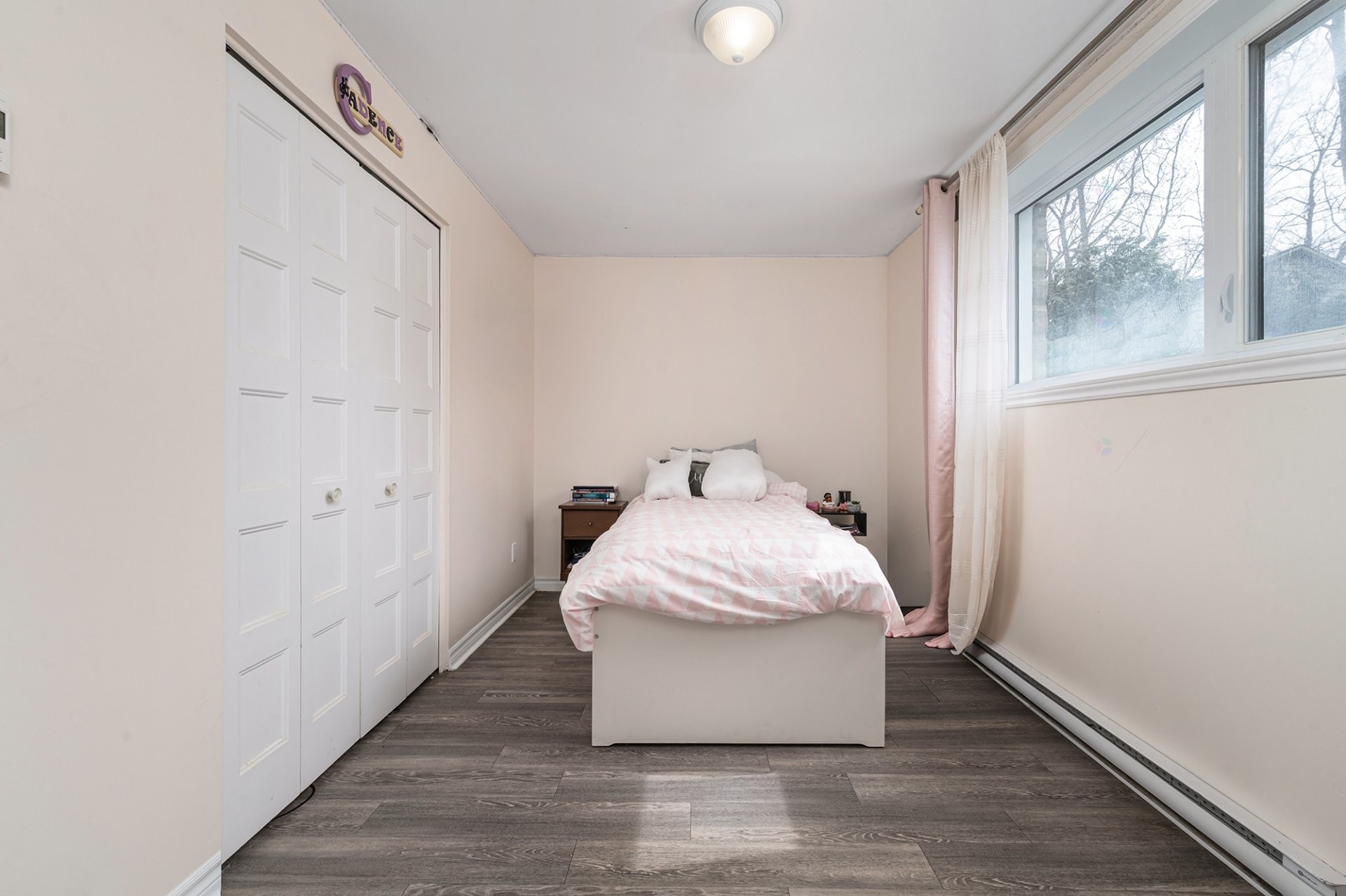 









172


Rue Rouville

,
Longueuil (Le Vieux-Longueuil),




QC
J4K2W2

