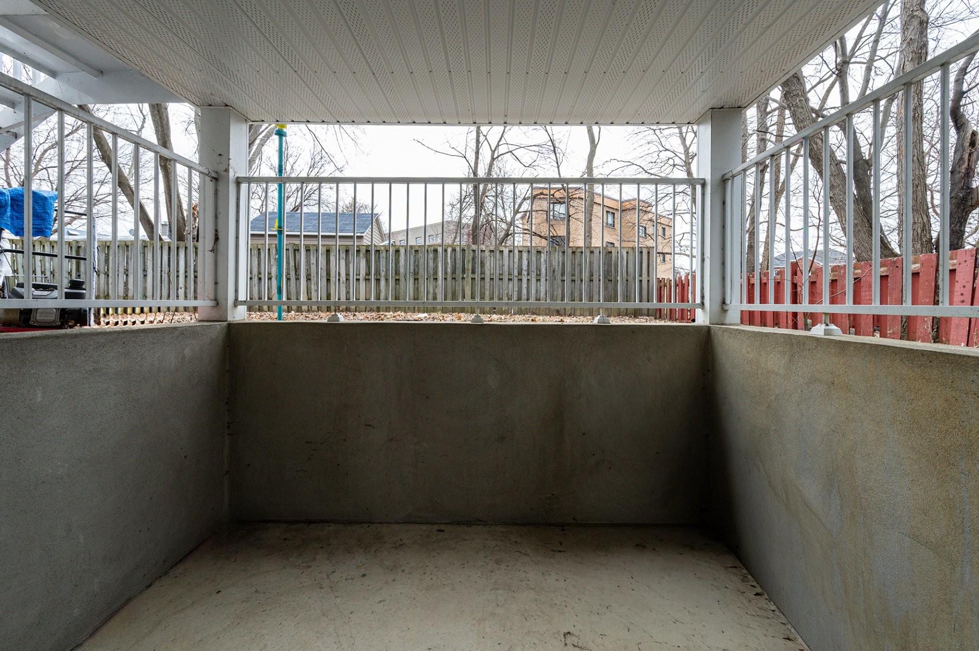 









172


Rue Rouville

,
Longueuil (Le Vieux-Longueuil),




QC
J4K2W2

