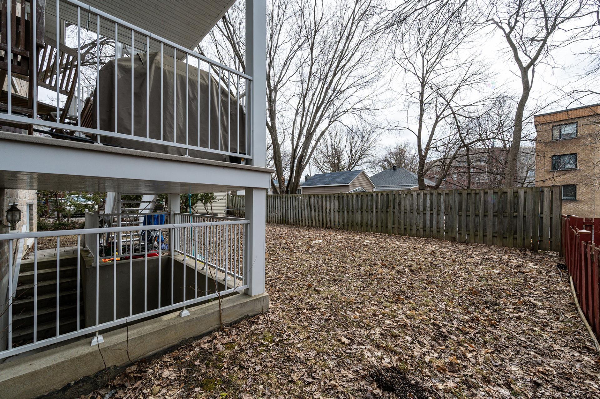 









172


Rue Rouville

,
Longueuil (Le Vieux-Longueuil),




QC
J4K2W2

