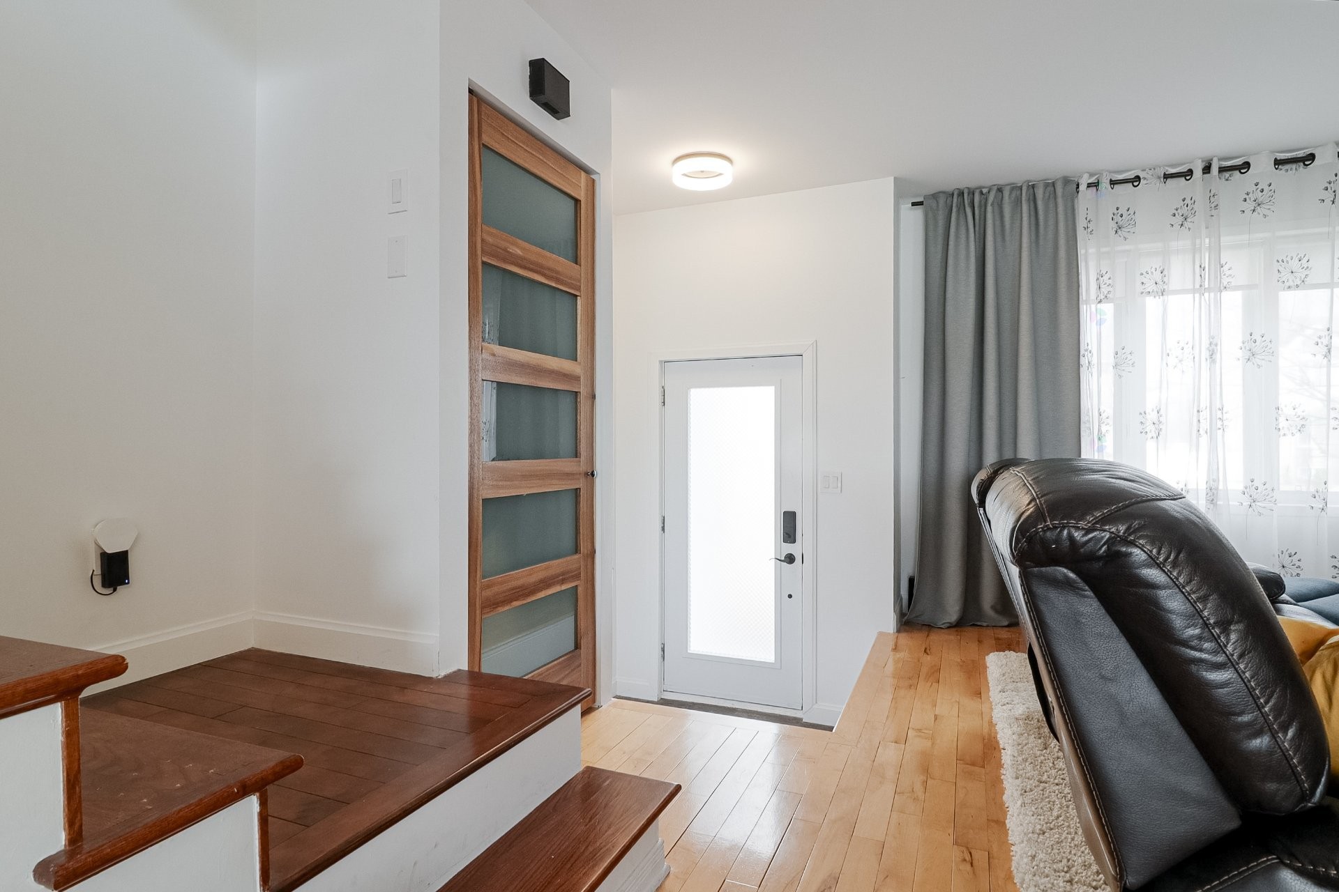 









553


Boul. le Bourg-Neuf

, B,
Repentigny (Le Gardeur),




QC
J5Z4W2

