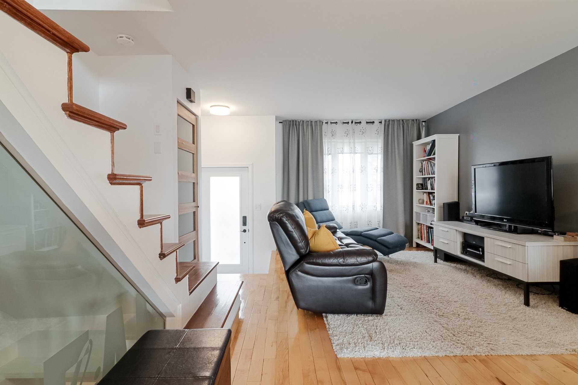 









553


Boul. le Bourg-Neuf

, B,
Repentigny (Le Gardeur),




QC
J5Z4W2

