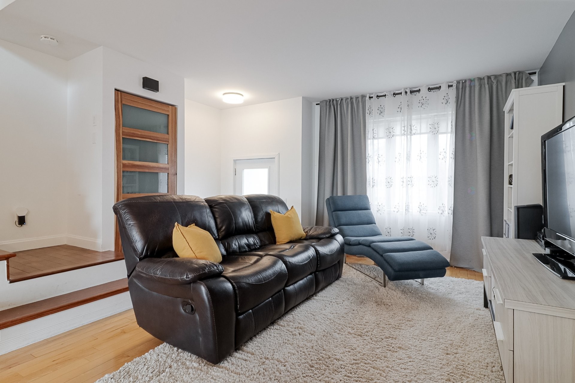 









553


Boul. le Bourg-Neuf

, B,
Repentigny (Le Gardeur),




QC
J5Z4W2

