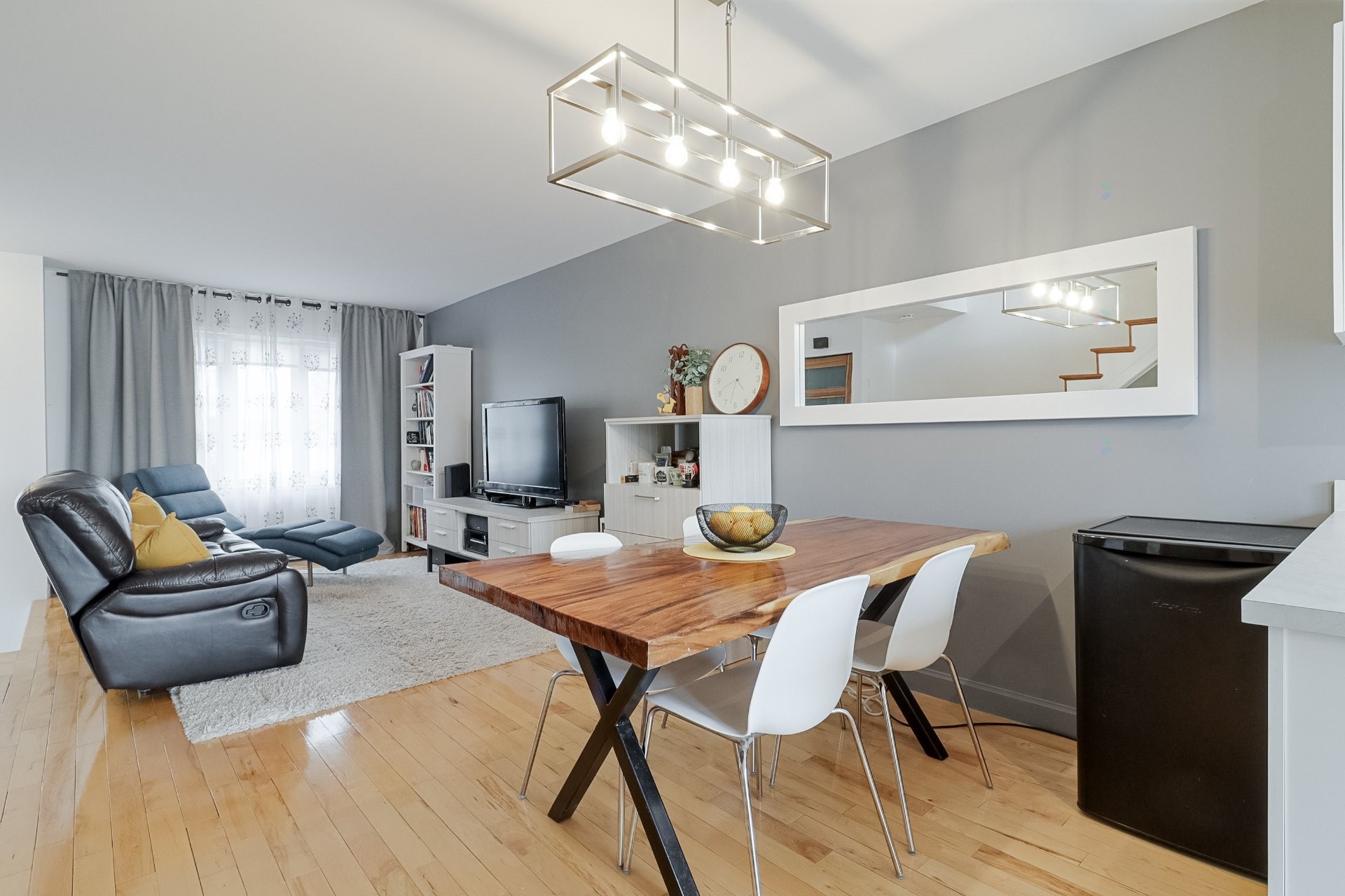 









553


Boul. le Bourg-Neuf

, B,
Repentigny (Le Gardeur),




QC
J5Z4W2

