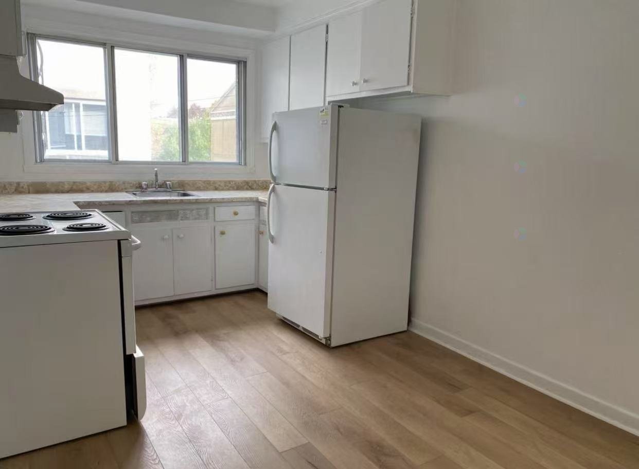 









3495


Rue Dézéry

,
Montréal (Rosemont/La Petite-Patrie),




QC
H1W2S8

