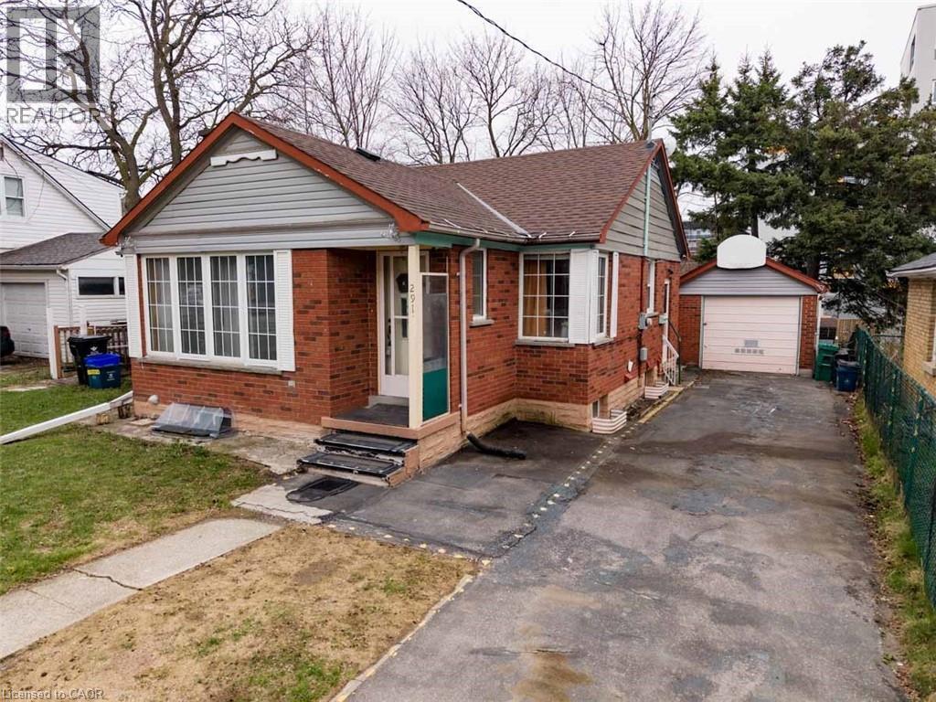 












291 ALBERT Street

,
Waterloo,




Ontario
N2L3T9

