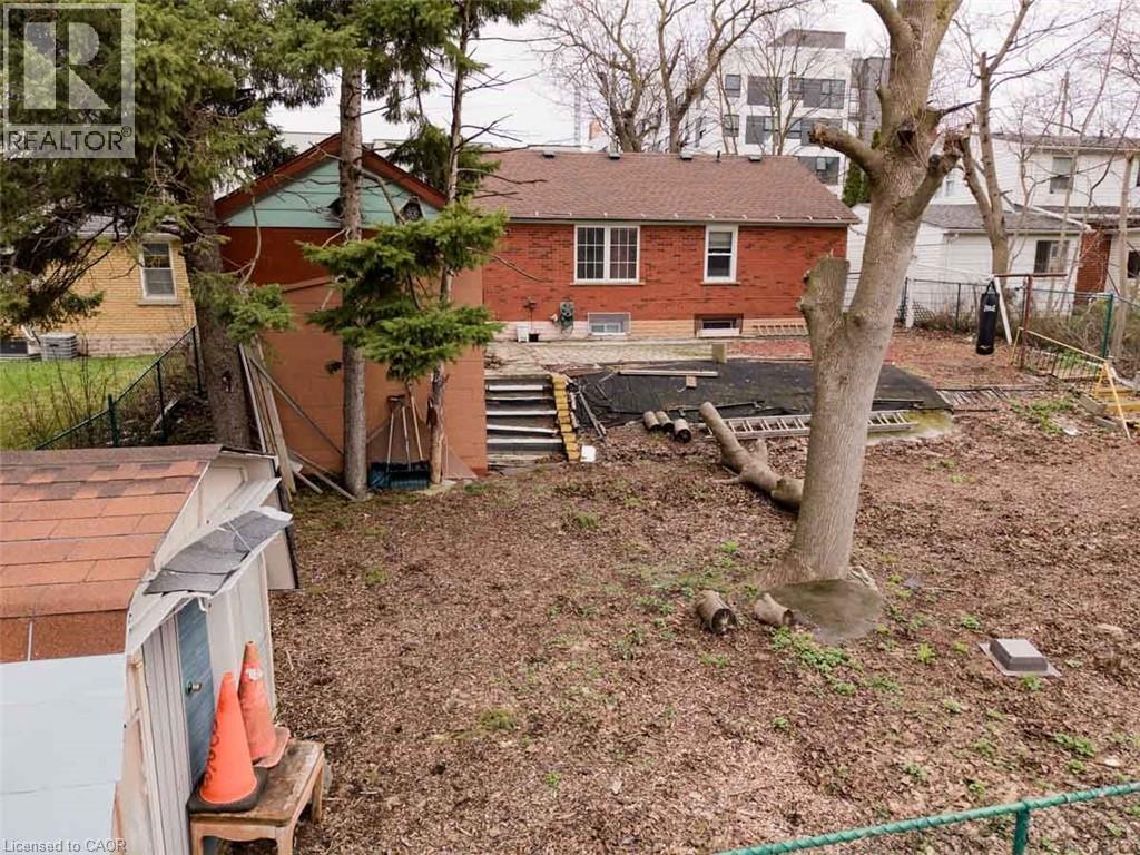 












291 ALBERT Street

,
Waterloo,




Ontario
N2L3T9

