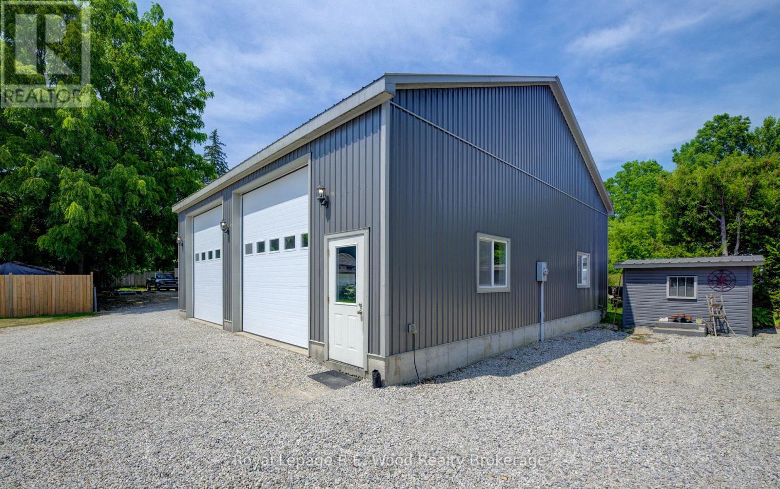 












4 WEST STREET N

,
Norwich (Springford),




Ontario
N0J1X0

