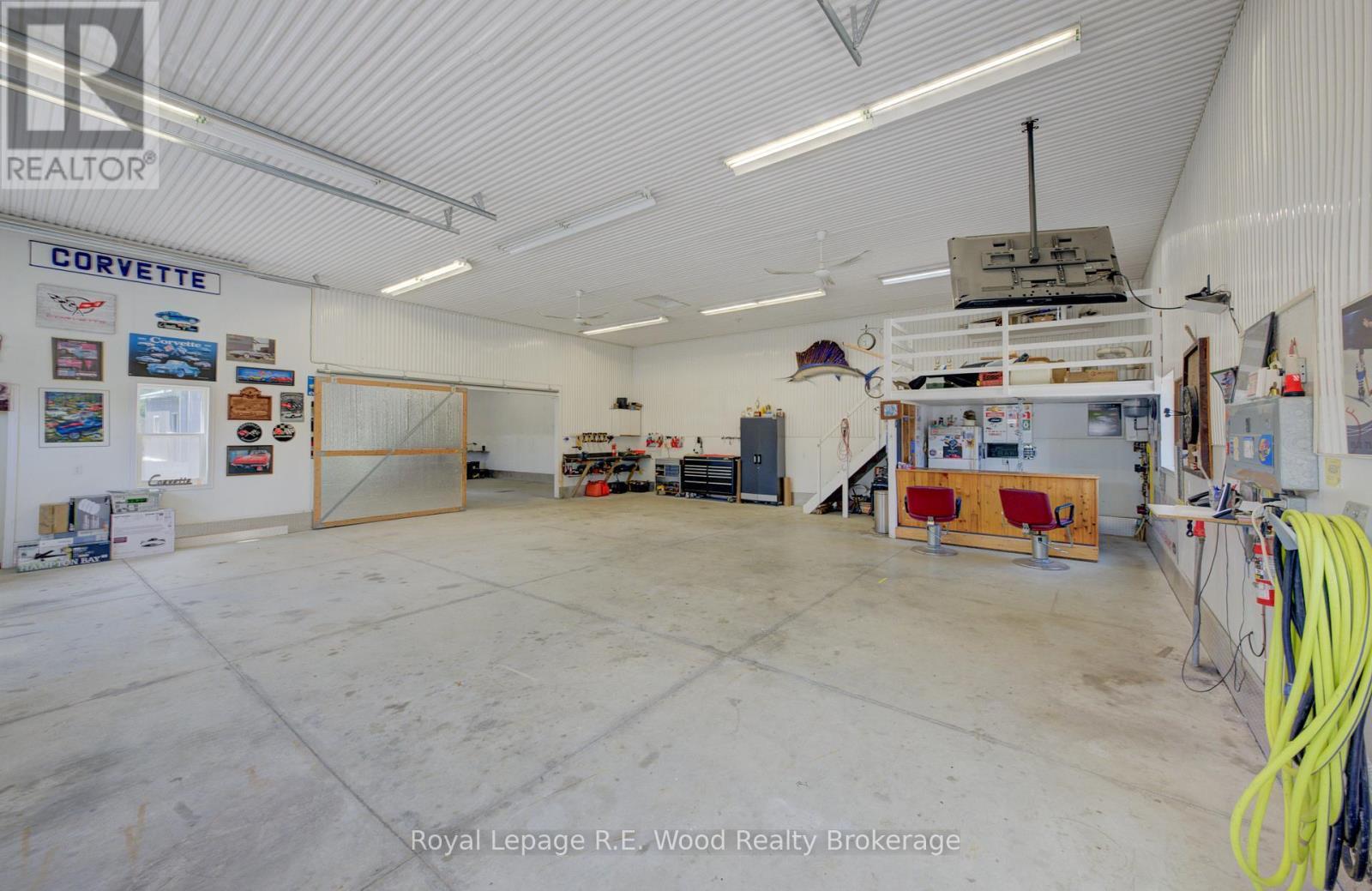 












4 WEST STREET N

,
Norwich (Springford),




Ontario
N0J1X0

