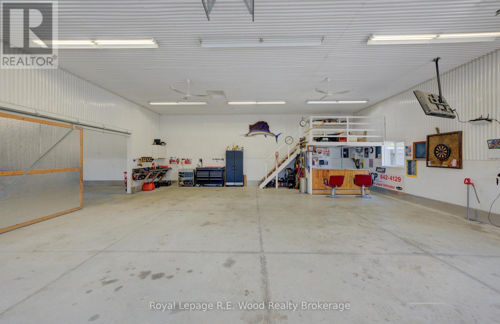 












4 WEST STREET N

,
Norwich (Springford),




Ontario
N0J1X0

