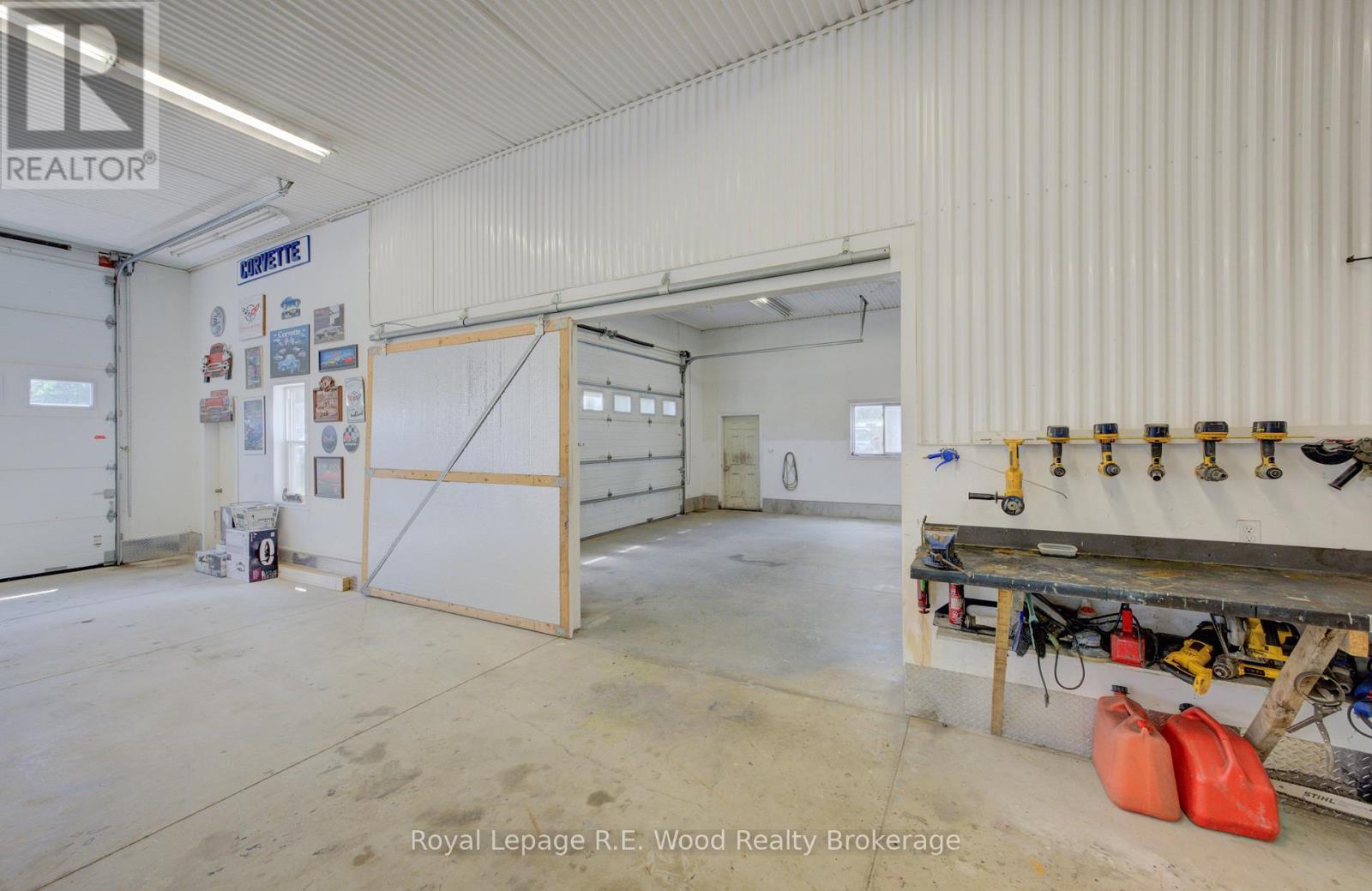 












4 WEST STREET N

,
Norwich (Springford),




Ontario
N0J1X0

