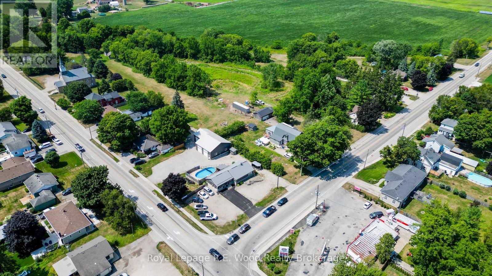 












4 WEST STREET N

,
Norwich (Springford),




Ontario
N0J1X0

