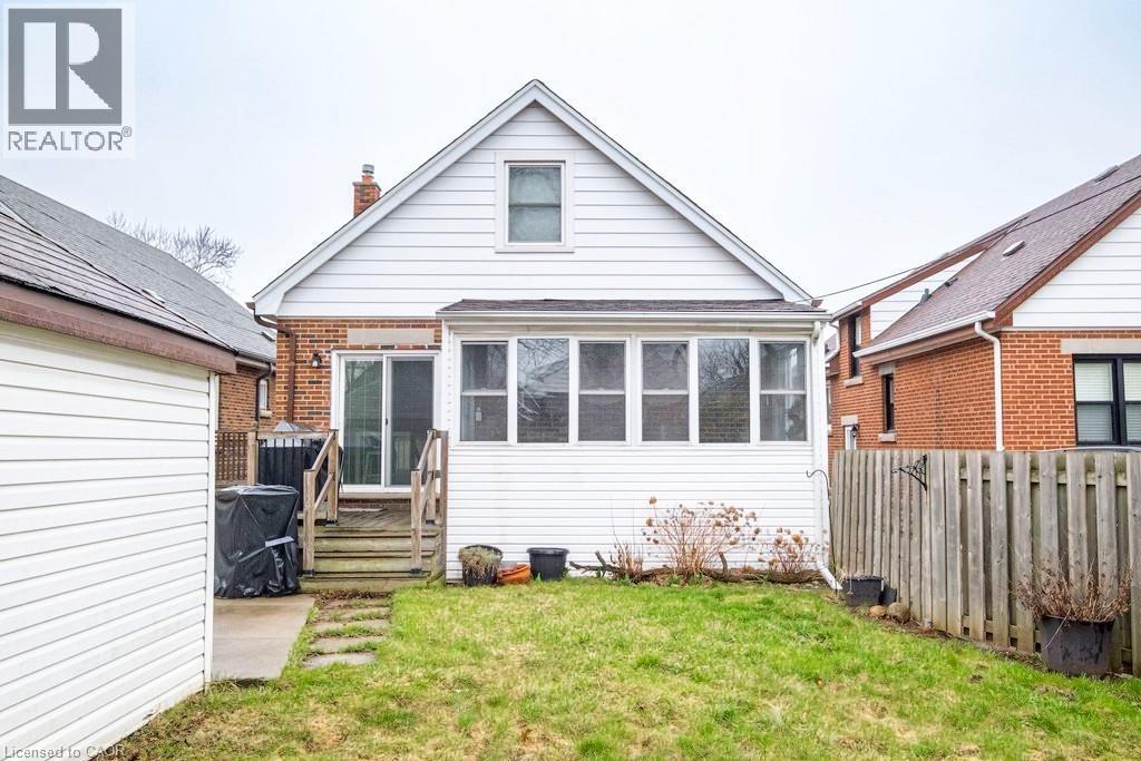 












143 HUXLEY Avenue S

,
Hamilton,




Ontario
L8K2P9


