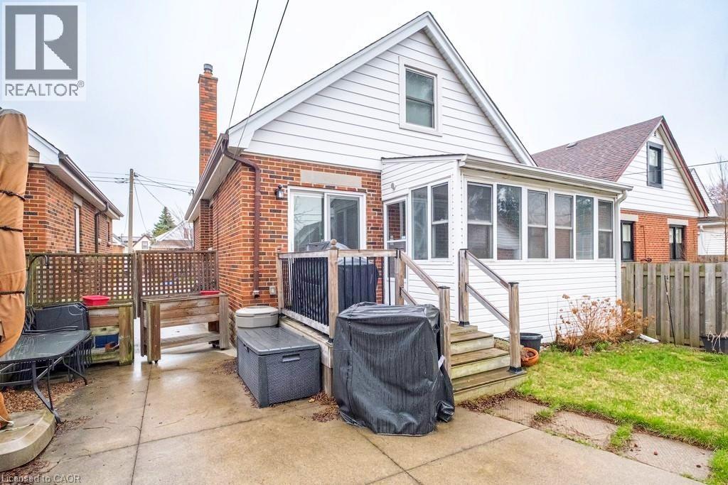 












143 HUXLEY Avenue S

,
Hamilton,




Ontario
L8K2P9

