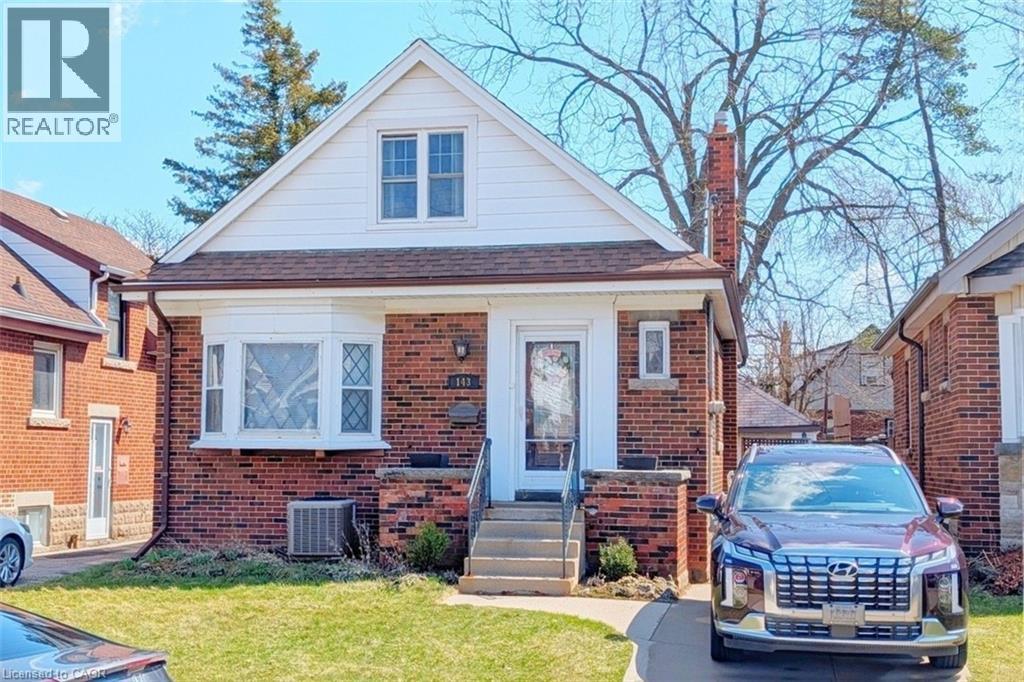 












143 HUXLEY Avenue S

,
Hamilton,




Ontario
L8K2P9

