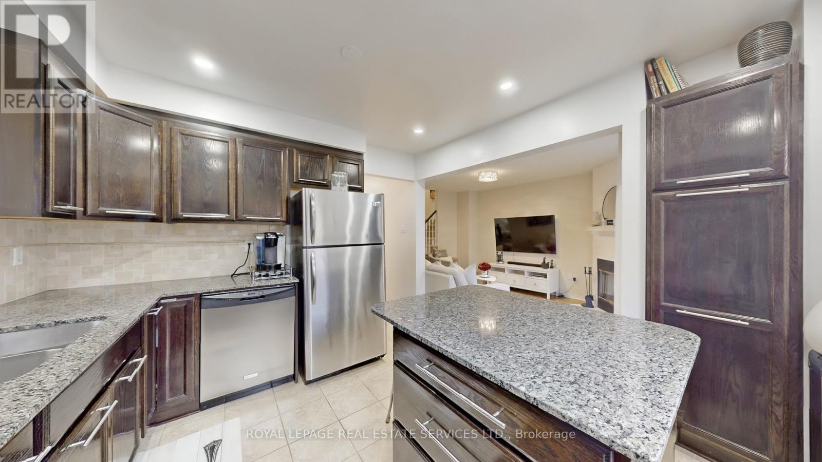 












47 HOOD CRESCENT

,
Brampton,




Ontario
L6Y4S7

