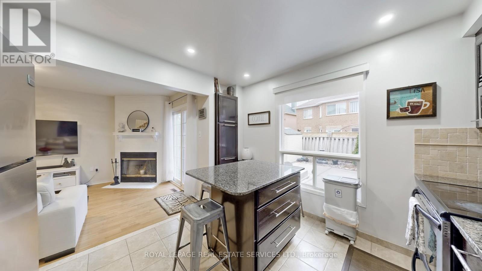 












47 HOOD CRESCENT

,
Brampton,




Ontario
L6Y4S7

