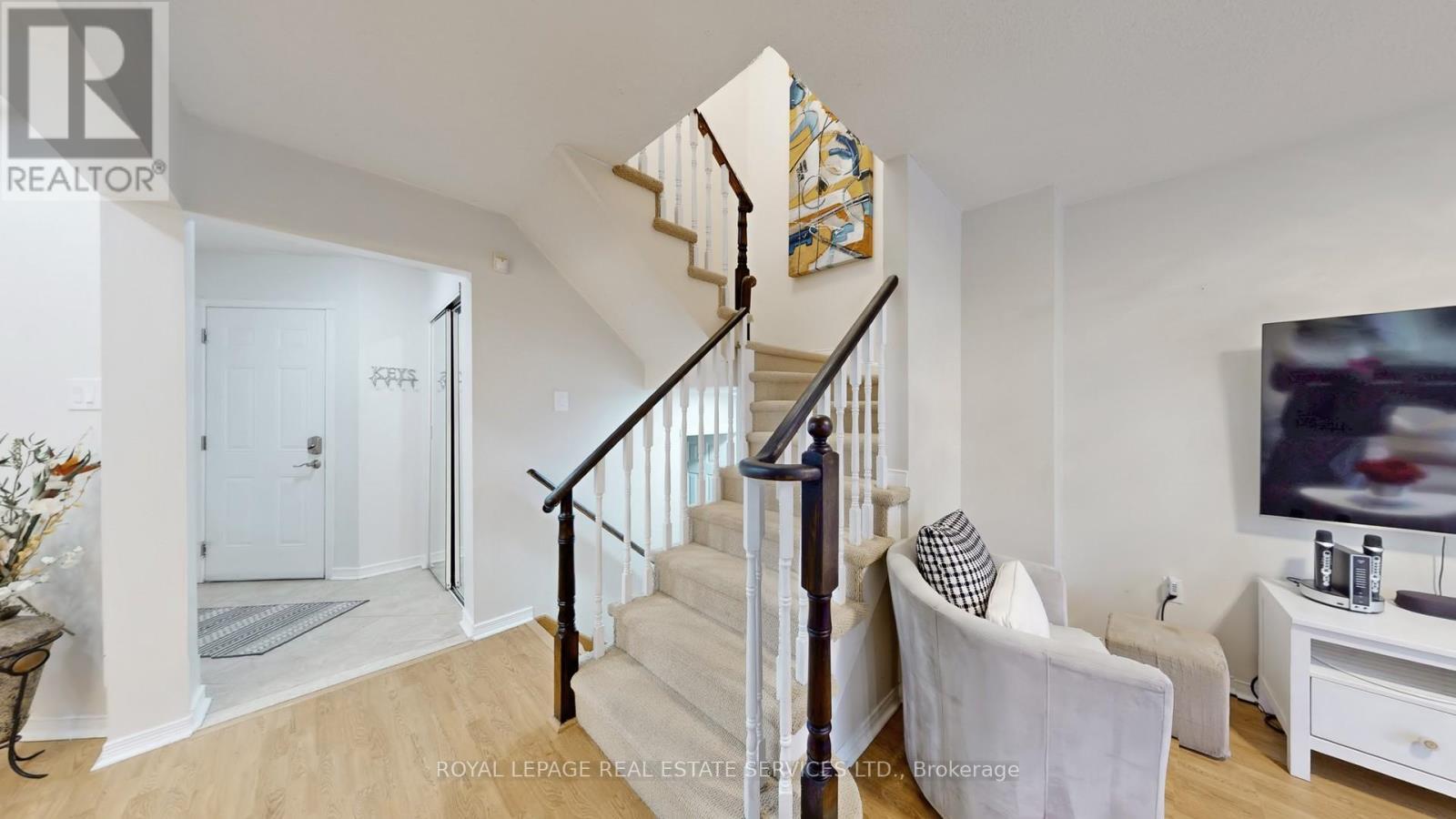 












47 HOOD CRESCENT

,
Brampton,




Ontario
L6Y4S7

