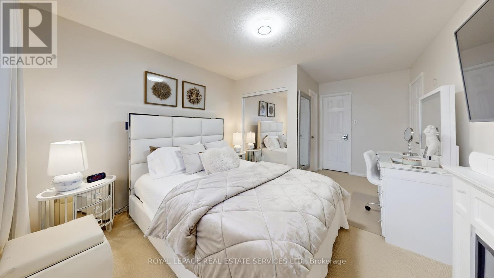 












47 HOOD CRESCENT

,
Brampton,




Ontario
L6Y4S7

