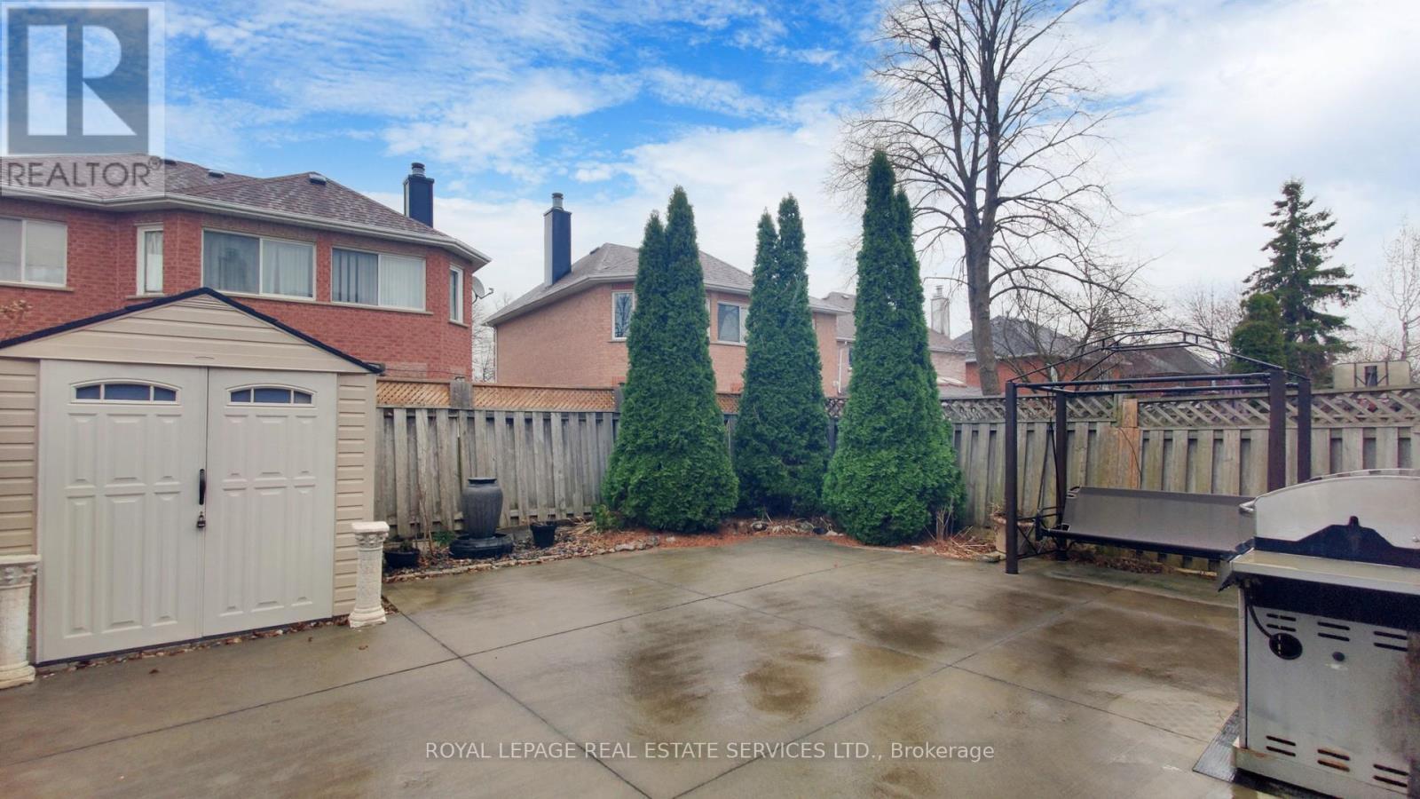












47 HOOD CRESCENT

,
Brampton,




Ontario
L6Y4S7

