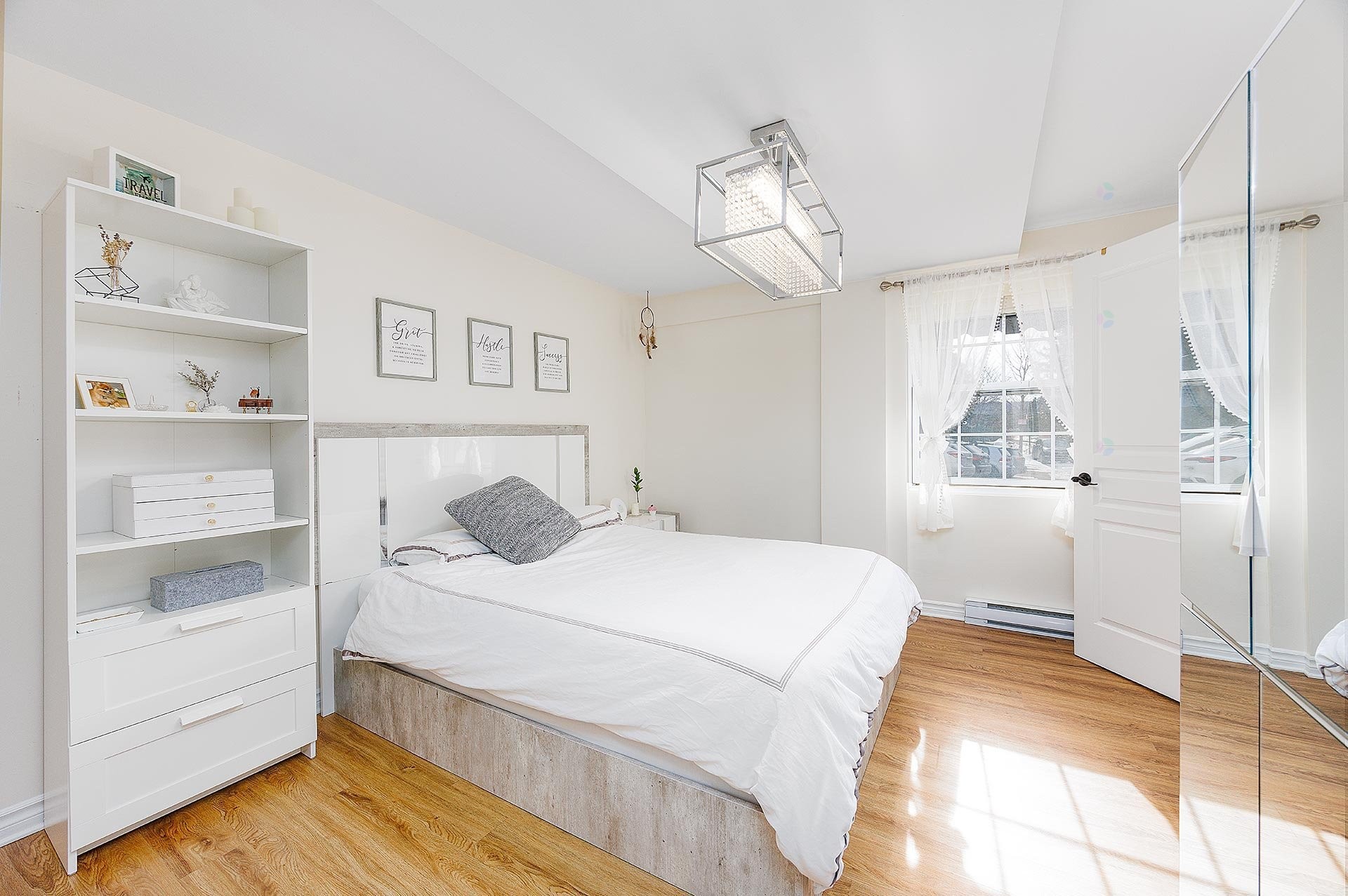 









570


Ch. des Frênes

, 3101,
Piedmont,




QC
J0R1K0

