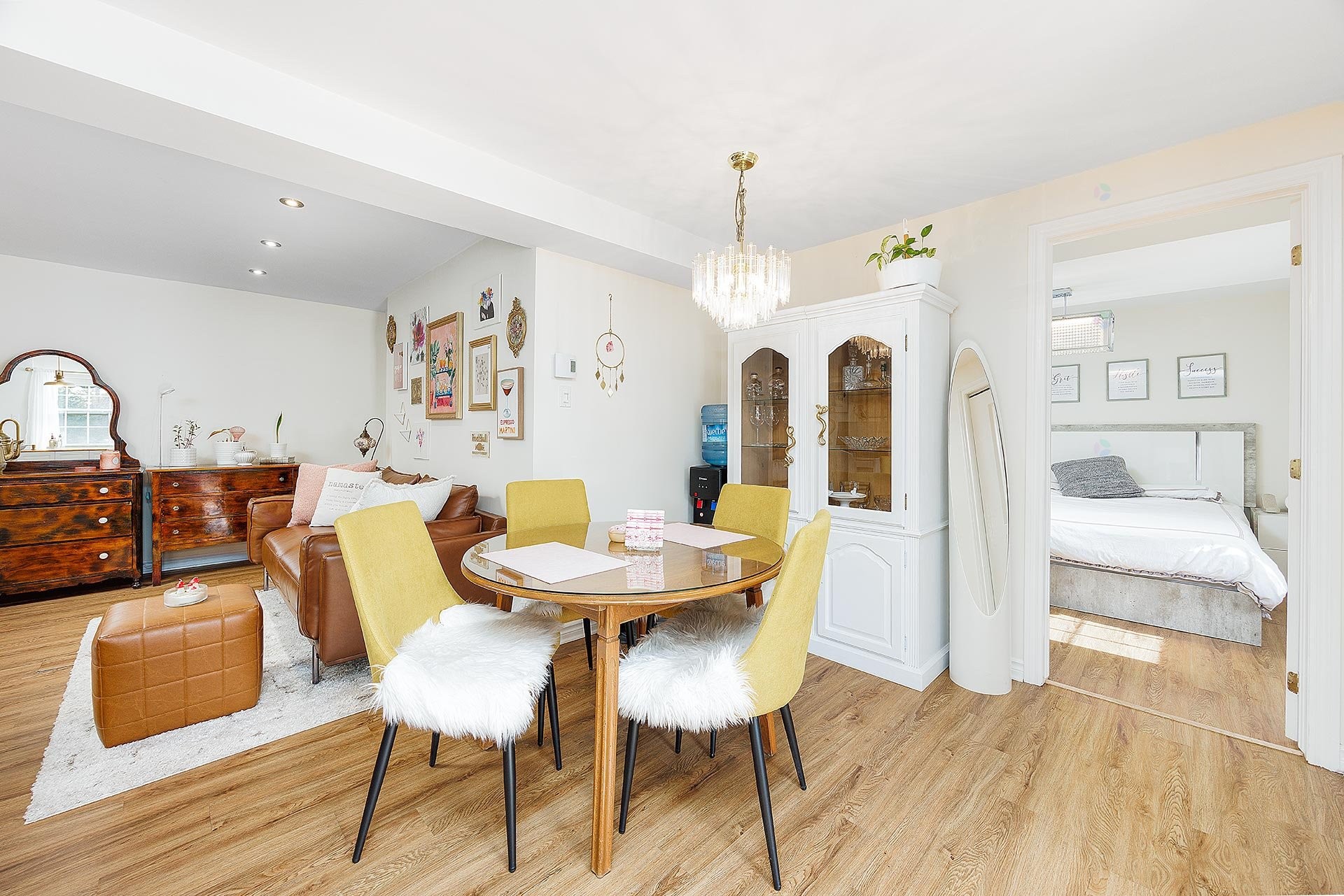 









570


Ch. des Frênes

, 3101,
Piedmont,




QC
J0R1K0

