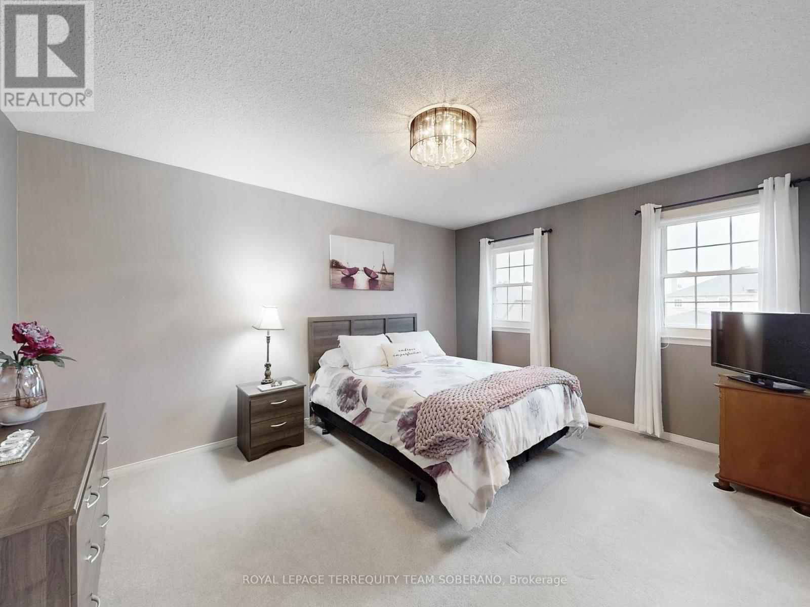 












1549 SAUGEEN DRIVE

,
Pickering,




Ontario
L1V5P9


