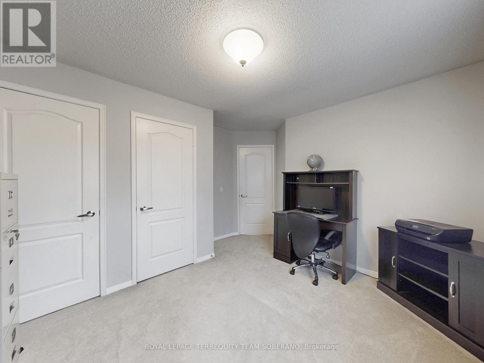 












1549 SAUGEEN DRIVE

,
Pickering,




Ontario
L1V5P9

