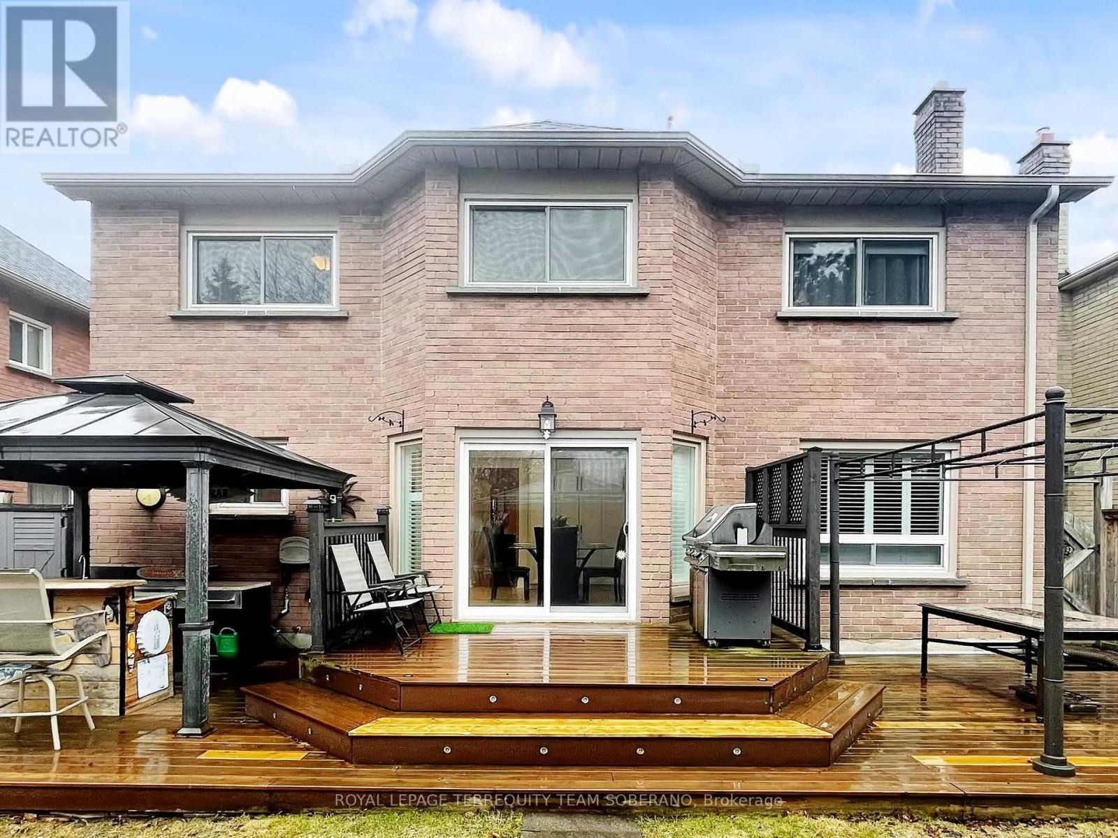 












1549 SAUGEEN DRIVE

,
Pickering,




Ontario
L1V5P9


