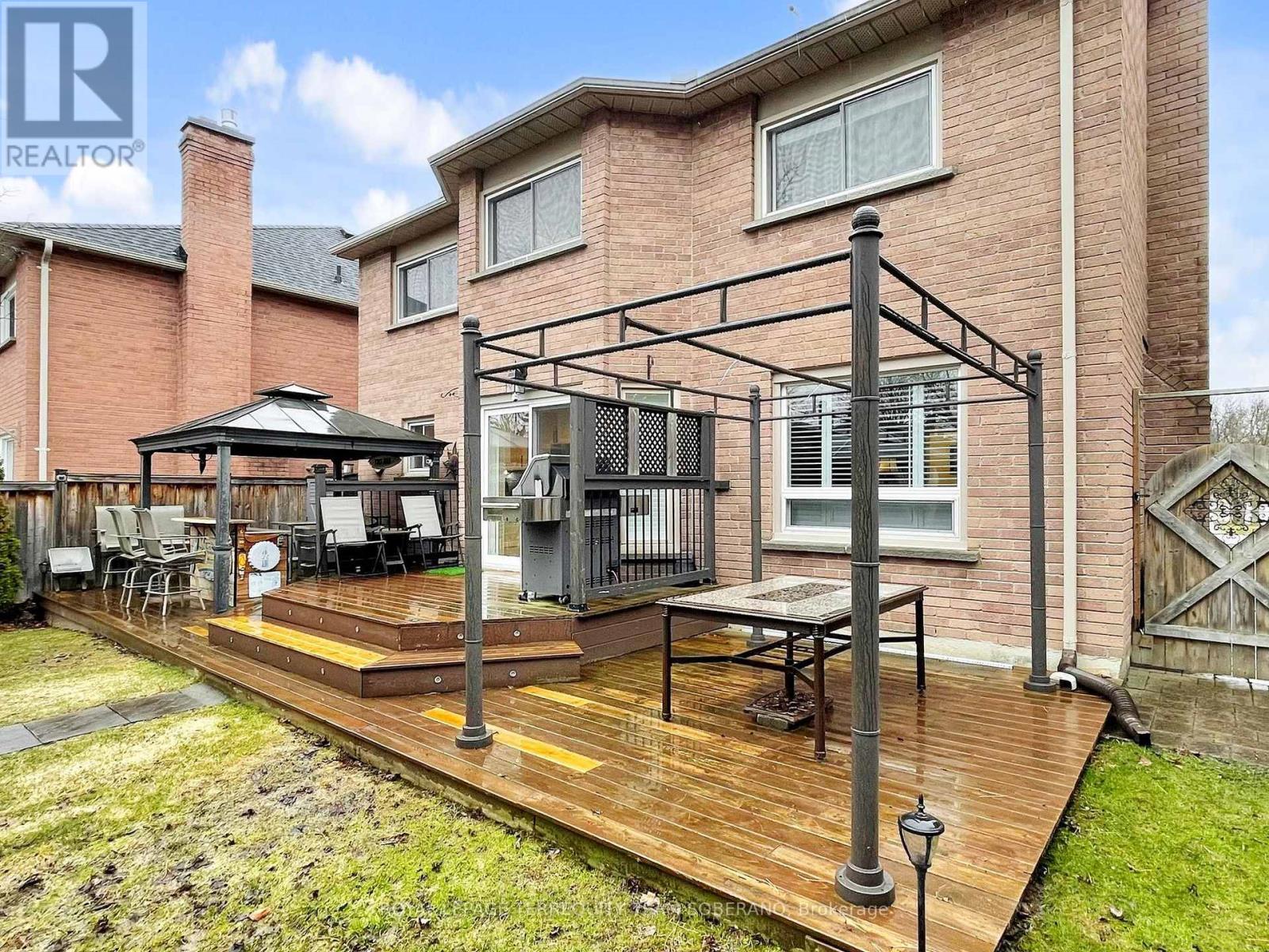 












1549 SAUGEEN DRIVE

,
Pickering,




Ontario
L1V5P9

