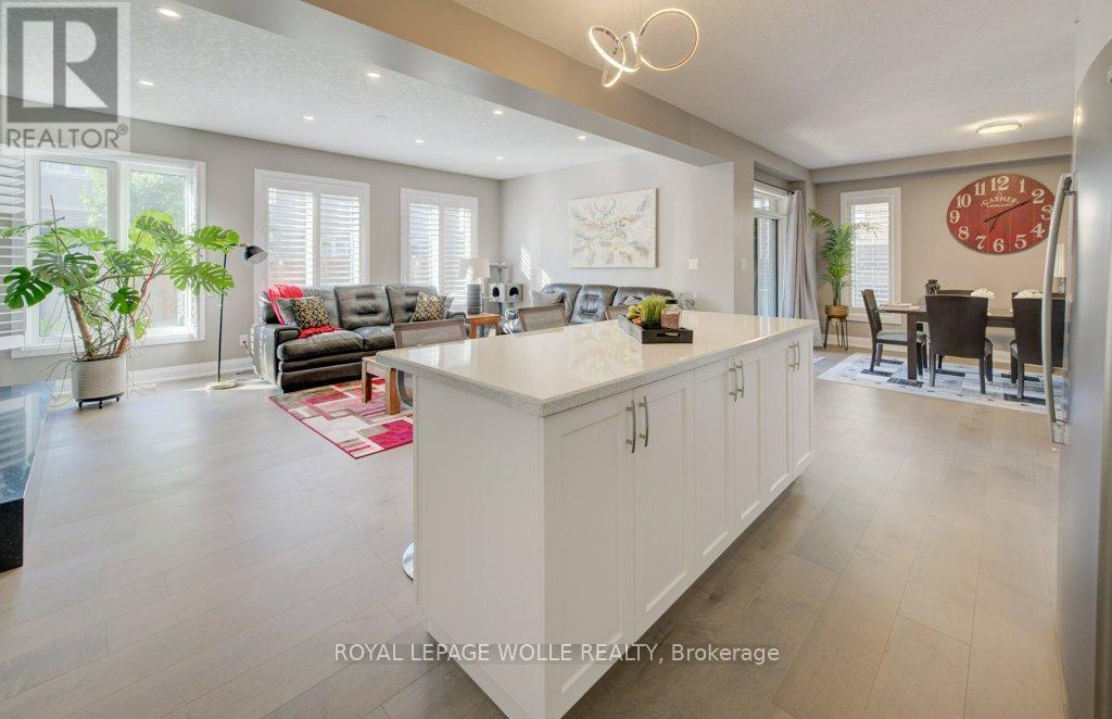 












43 GREYHAWK STREET

,
Kitchener,




Ontario
N2K0C7

