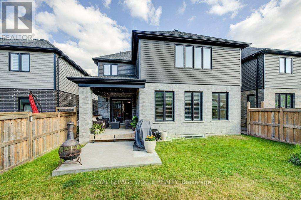 












43 GREYHAWK STREET

,
Kitchener,




Ontario
N2K0C7

