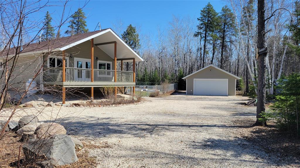 












110075 LAKESHORE Road

,
Belair,




Manitoba
R0E0E0

