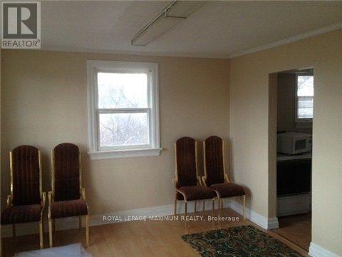 












3832 STEELES AVENUE

,
Brampton,







Ontario
L4T4L7


