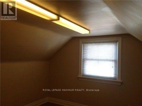












3832 STEELES AVENUE

,
Brampton,







Ontario
L4T4L7

