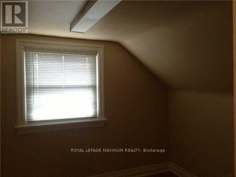 












3832 STEELES AVENUE

,
Brampton,







Ontario
L4T4L7

