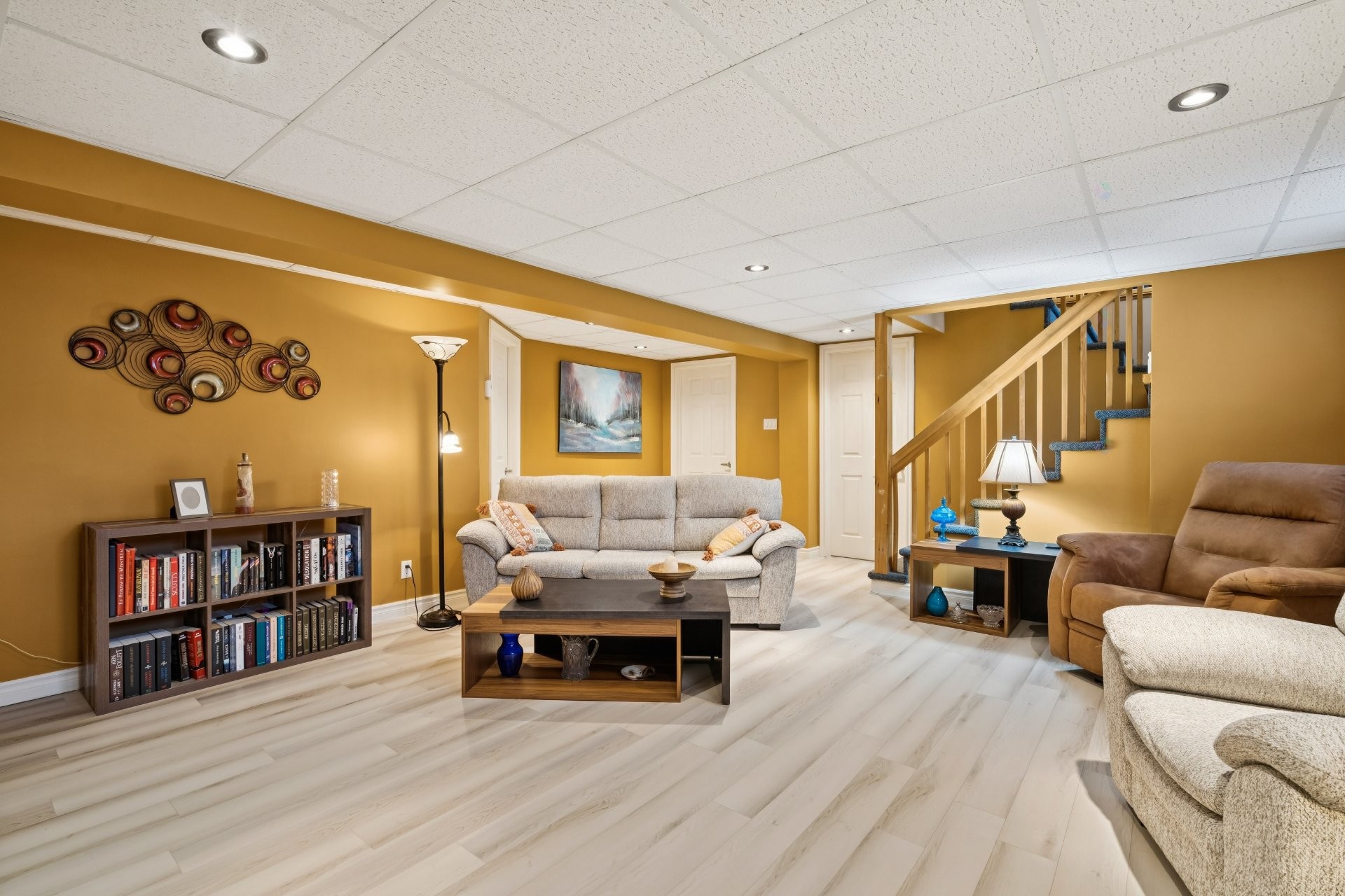 









549


Rue Lionel-Groulx

,
Salaberry-de-Valleyfield,




QC
J6T4H5

