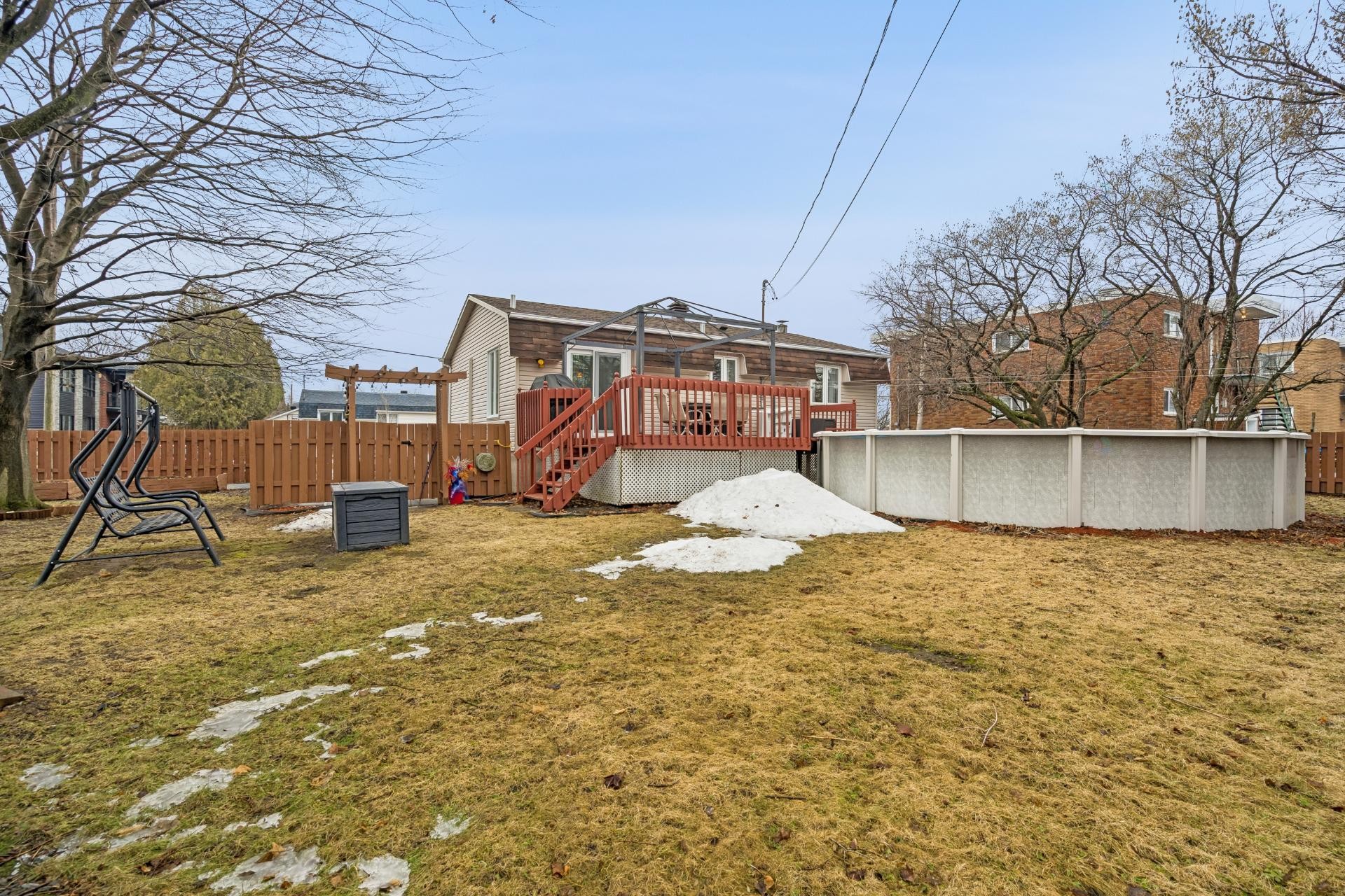 









549


Rue Lionel-Groulx

,
Salaberry-de-Valleyfield,




QC
J6T4H5

