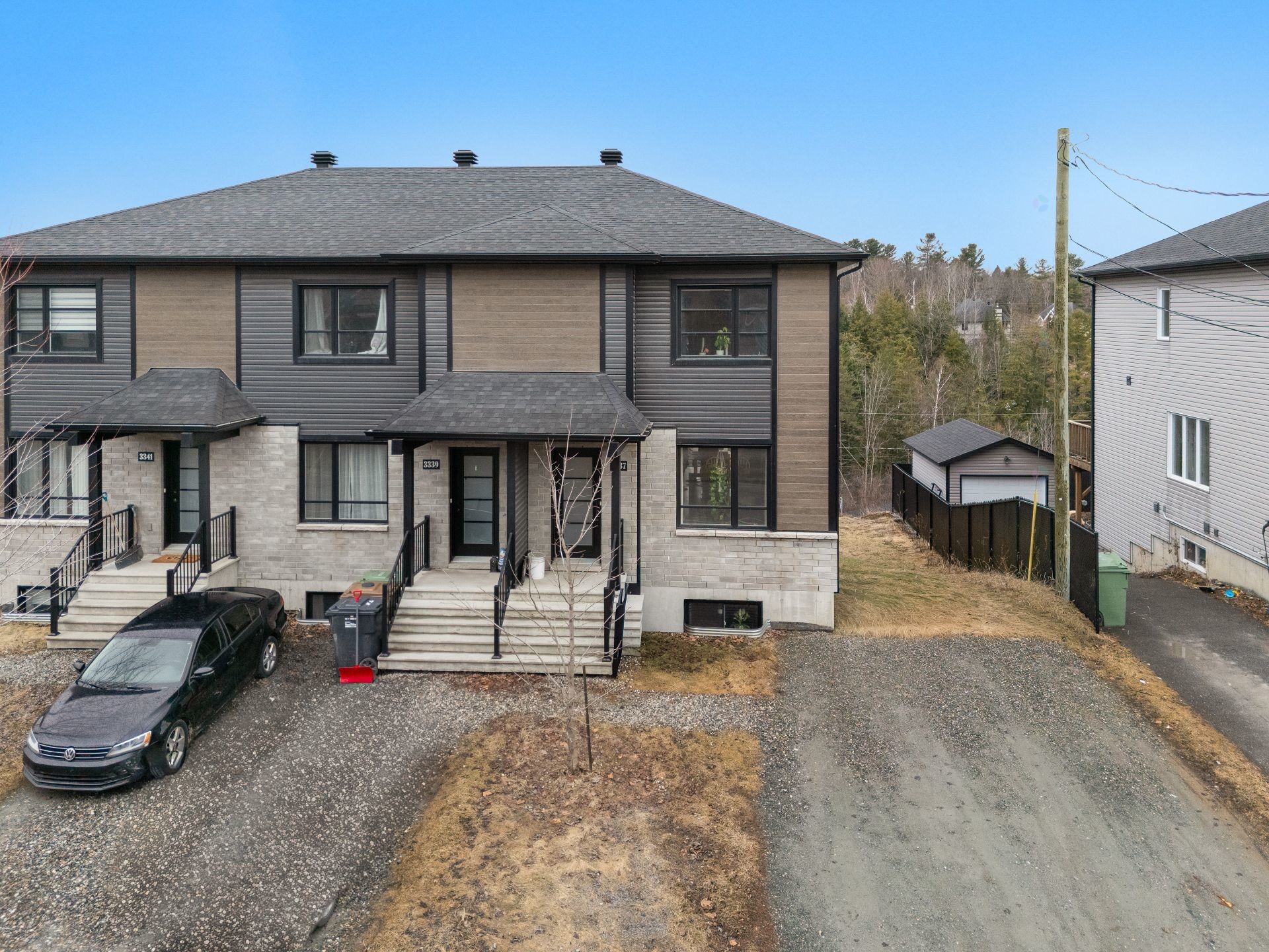 









3337


Rue Galt O.

,
Sherbrooke (Les Nations),




QC
J1K3B9

