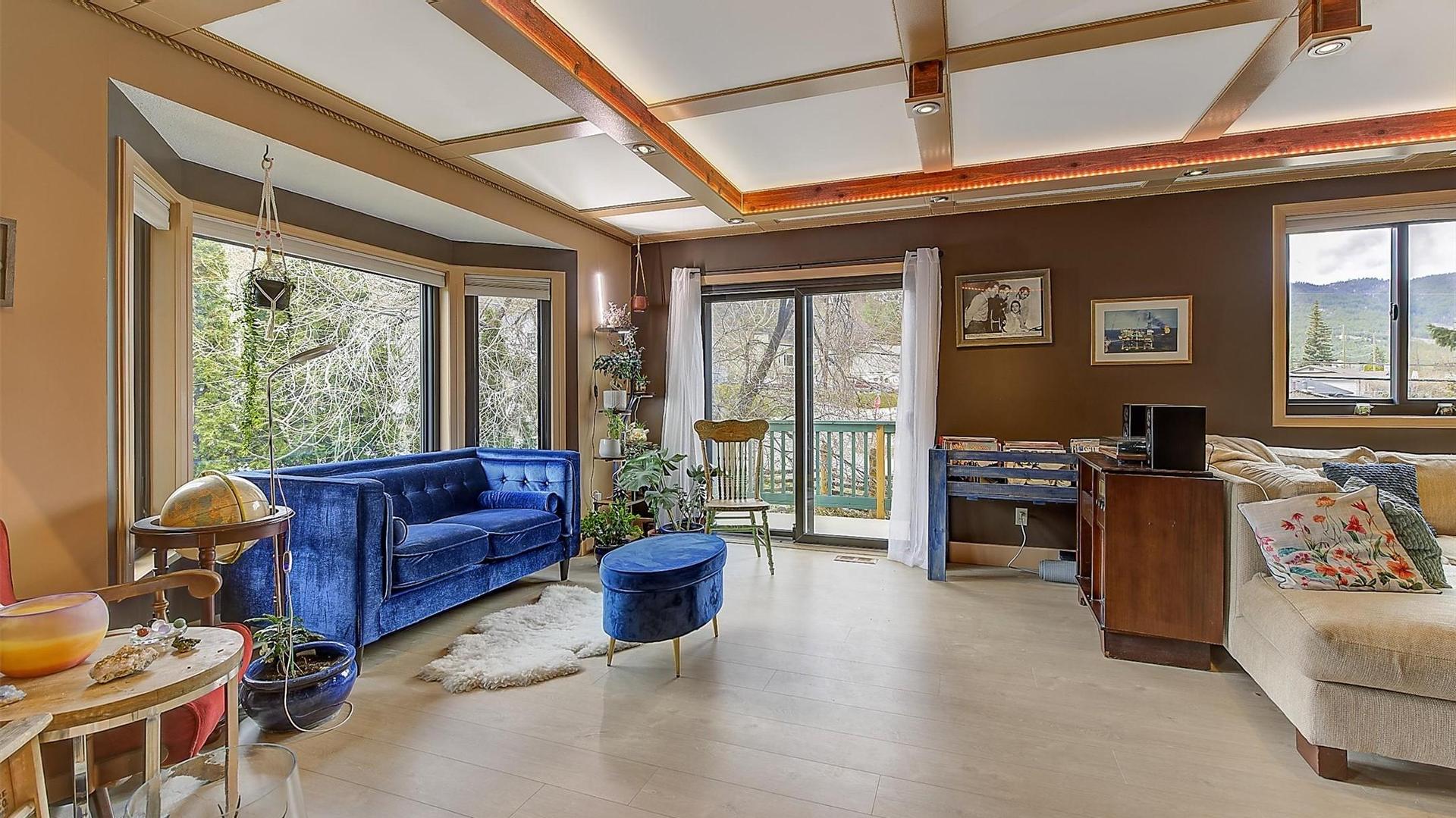 









3405


McGinnis

Road,
West Kelowna,




BC
V4T 1B5

