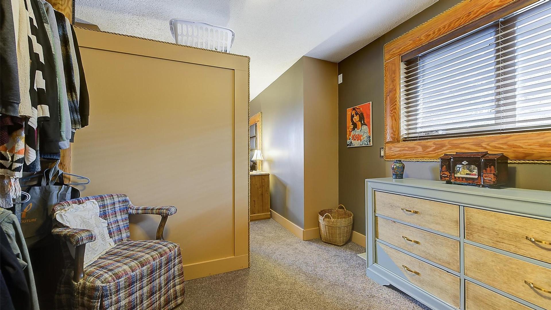 









3405


McGinnis

Road,
West Kelowna,




BC
V4T 1B5

