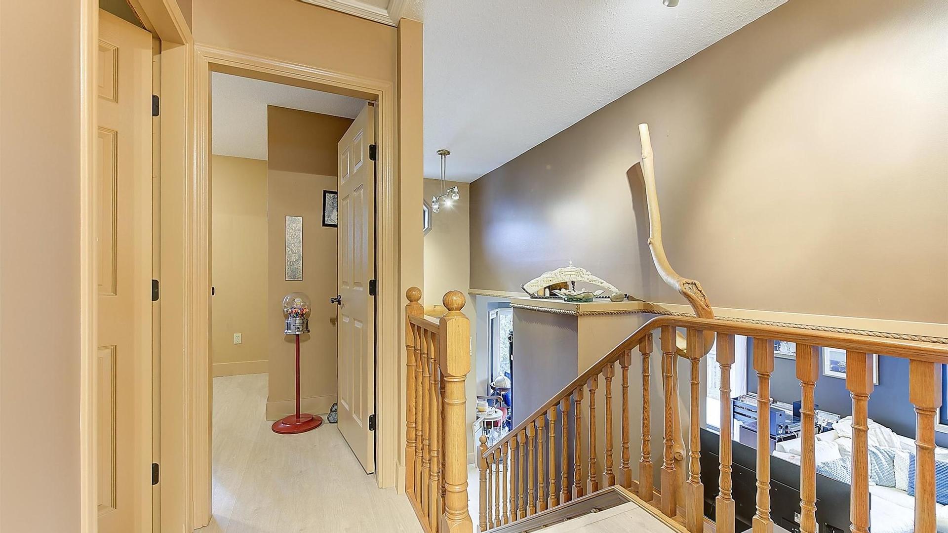 









3405


McGinnis

Road,
West Kelowna,




BC
V4T 1B5

