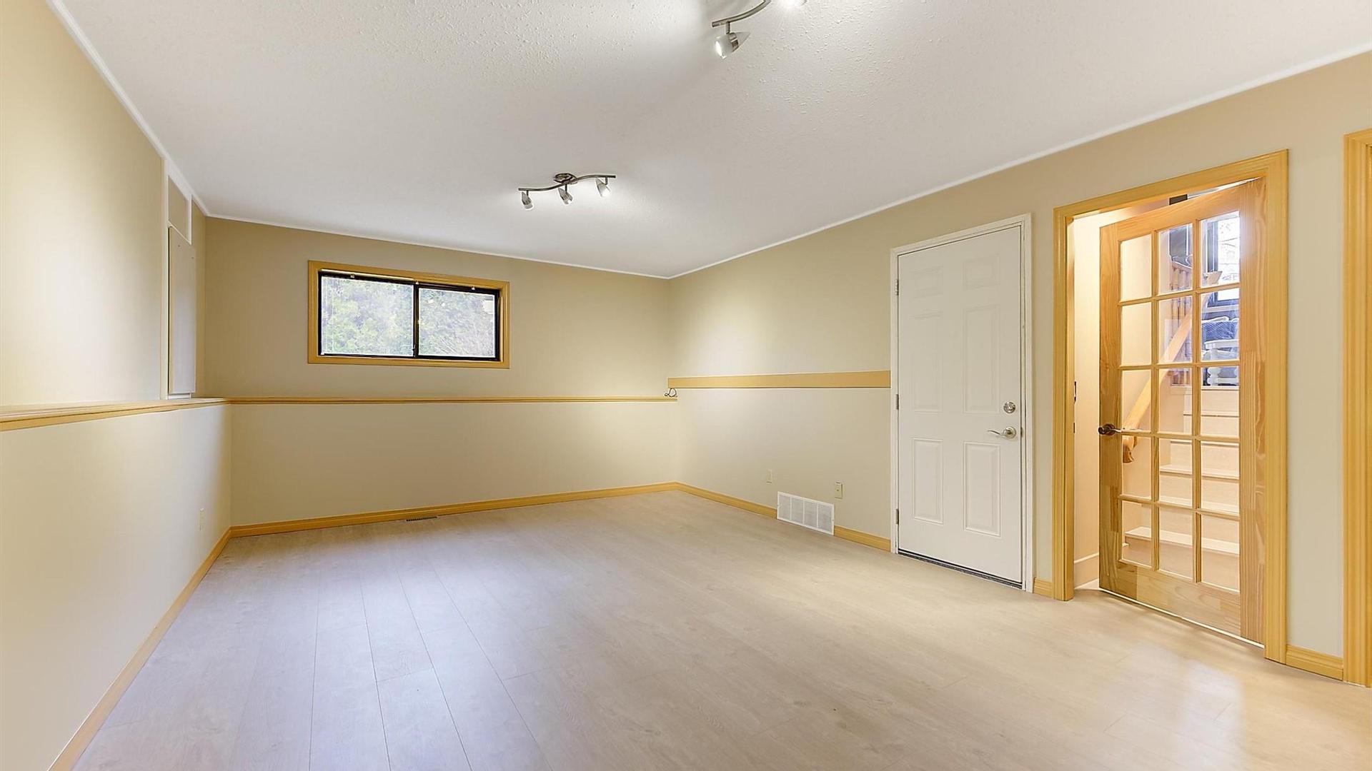 









3405


McGinnis

Road,
West Kelowna,




BC
V4T 1B5

