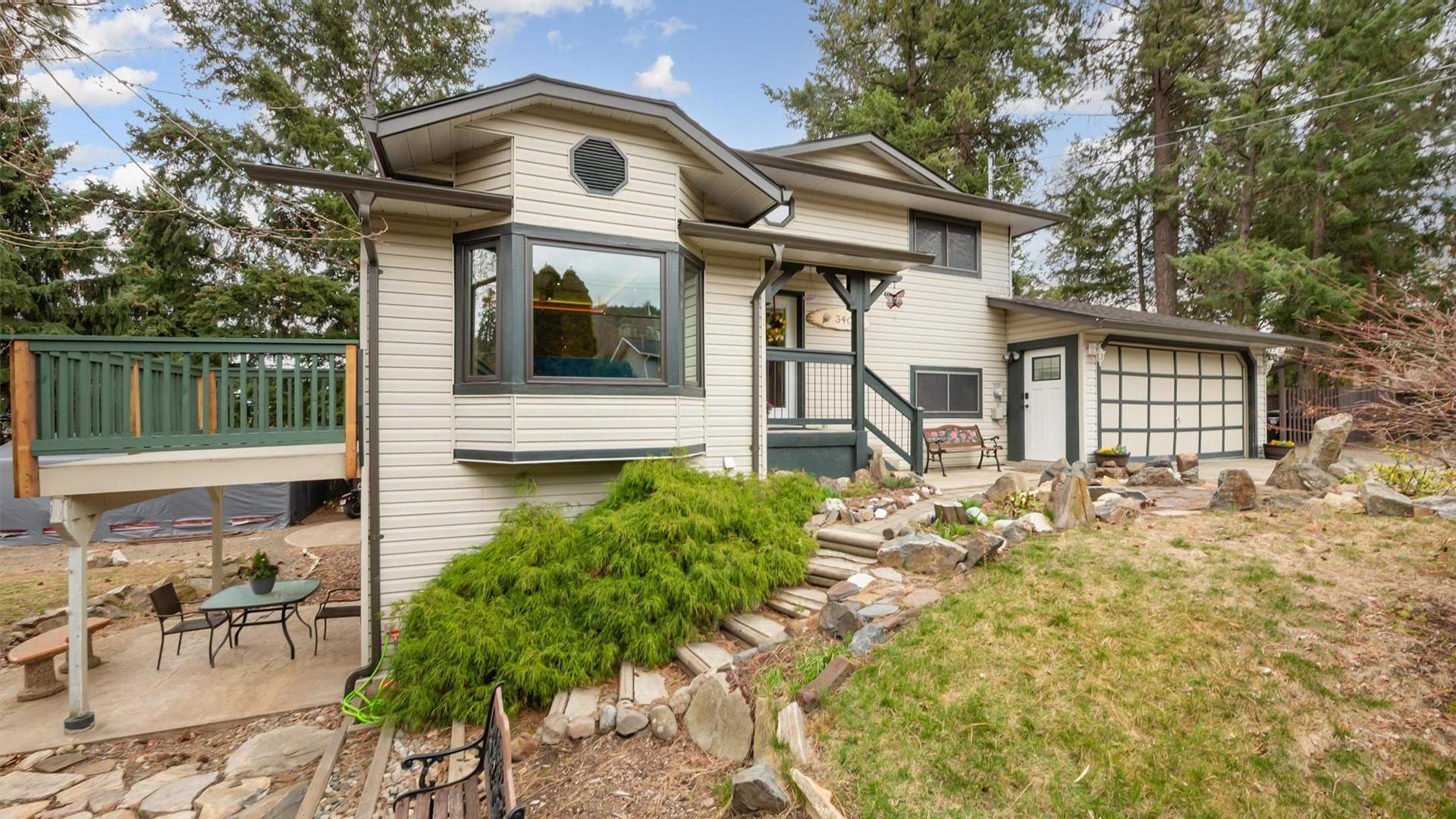 









3405


McGinnis

Road,
West Kelowna,




BC
V4T 1B5


