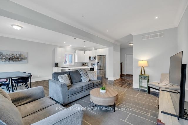 









13


Damude

Avenue,
Thorold,




ON
L2C 0G7

