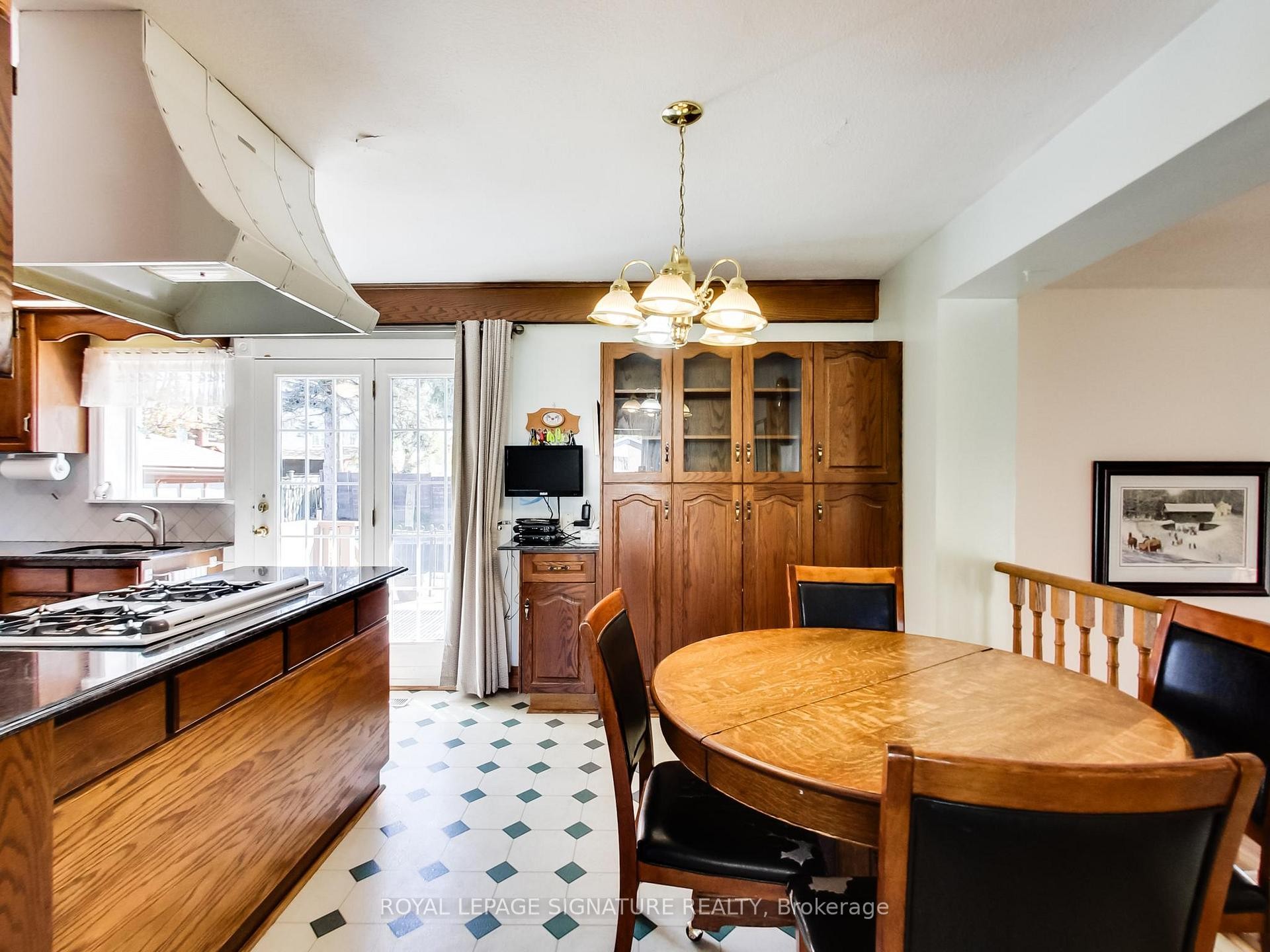 









1


Kencliff

Crescent,
Toronto,




ON
M1P 4E2

