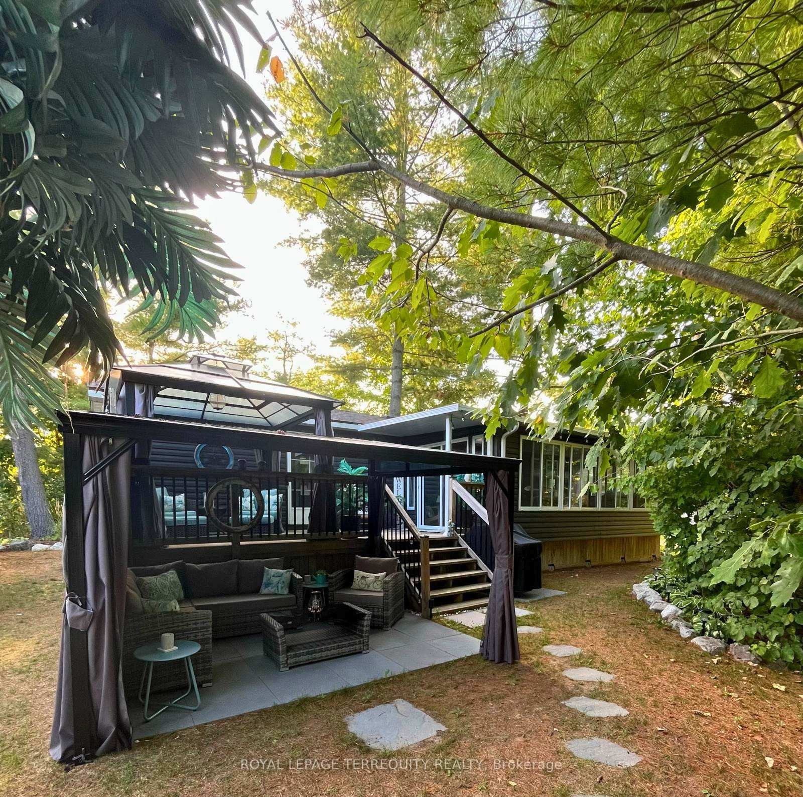 









18


Rockhaven

N/A,
Selwyn,




ON
K0L 2H0


